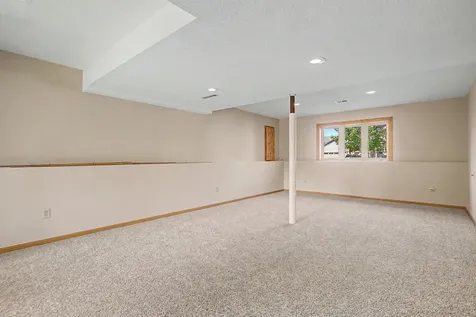 2215 Hulett Avenue Faribault MN 55021