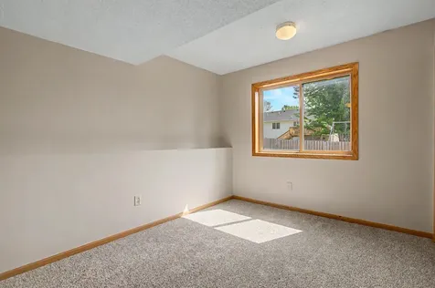 2215 Hulett Avenue Faribault MN 55021