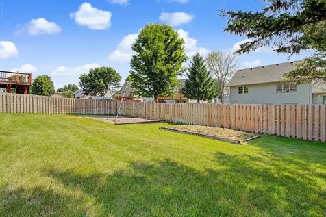 2215 Hulett Avenue Faribault MN 55021