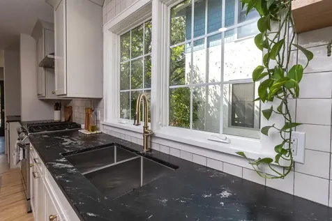 2912 Chowen Avenue S Minneapolis MN 55416