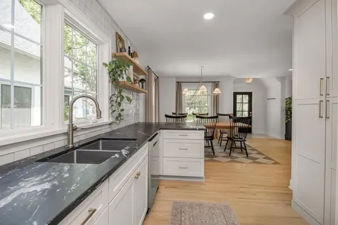 2912 Chowen Avenue S Minneapolis MN 55416