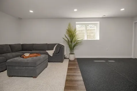 2912 Chowen Avenue S Minneapolis MN 55416