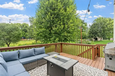 2213 Emerald Lane Saint Paul MN 55119