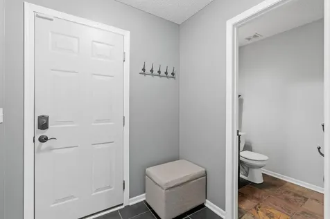 2213 Emerald Lane Saint Paul MN 55119