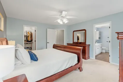 2213 Emerald Lane Saint Paul MN 55119