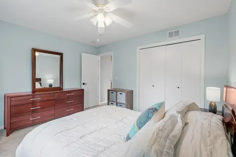 2213 Emerald Lane Saint Paul MN 55119