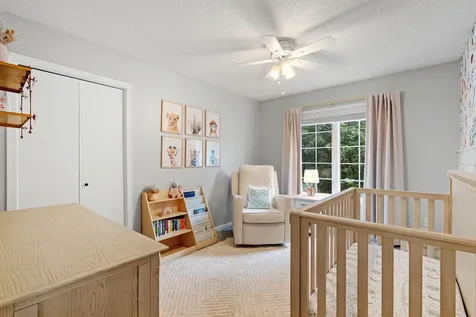 2213 Emerald Lane Saint Paul MN 55119