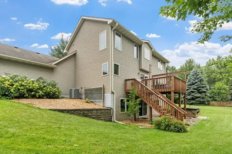 2213 Emerald Lane Saint Paul MN 55119