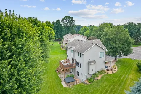 2213 Emerald Lane Saint Paul MN 55119
