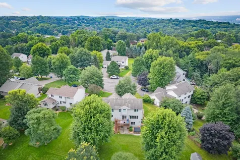 2213 Emerald Lane Saint Paul MN 55119