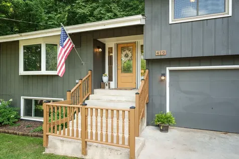 419 Mill Street E Cannon Falls MN 55009