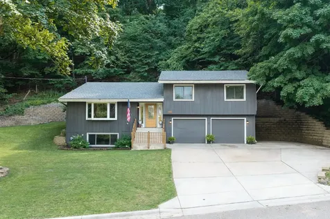 419 Mill Street E Cannon Falls MN 55009