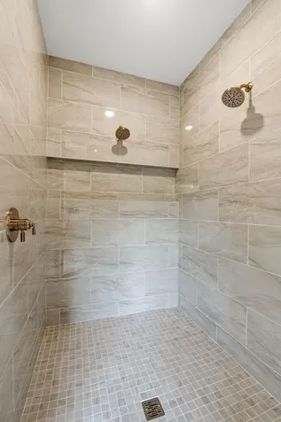 5933 Ashcroft Avenue Edina MN 55424
