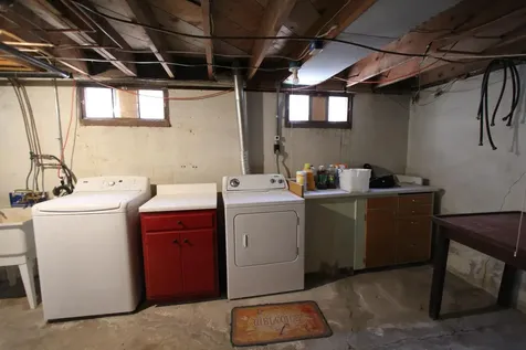 312 Kendall Avenue N Thief River Falls MN 56701