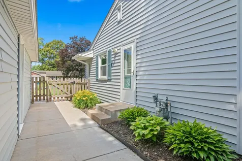 3786 Howard Avenue White Bear Lake MN 55110