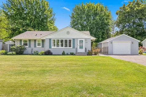 3786 Howard Avenue White Bear Lake MN 55110