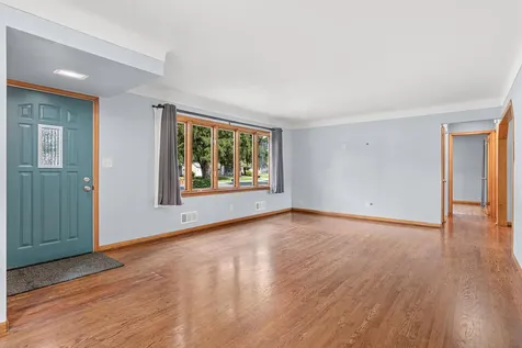 3786 Howard Avenue White Bear Lake MN 55110
