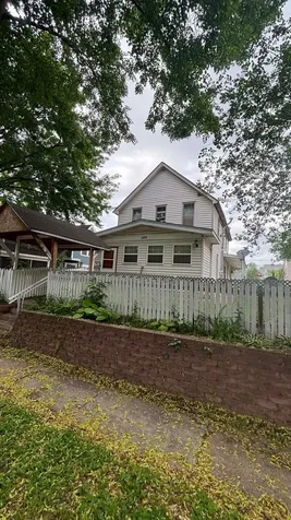 1199 Ross Avenue Saint Paul MN 55106