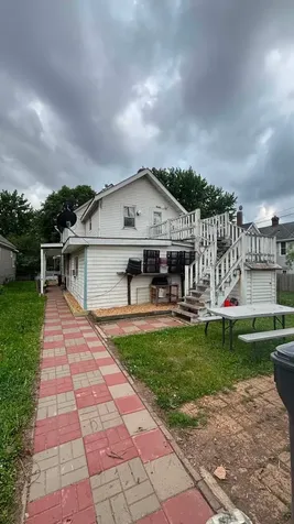 1199 Ross Avenue Saint Paul MN 55106