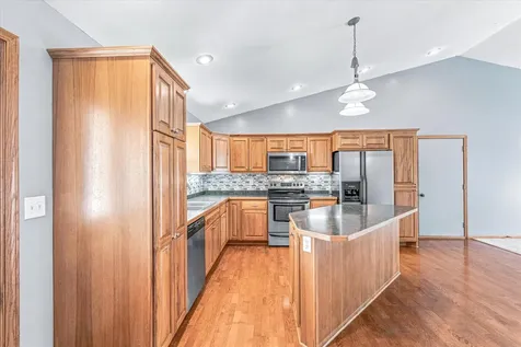 2507 320th Lane NE Cambridge MN 55008