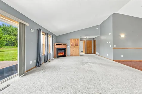 2507 320th Lane NE Cambridge MN 55008