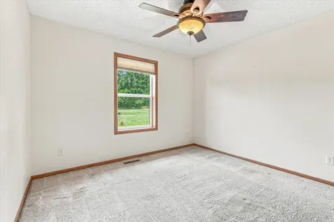 2507 320th Lane NE Cambridge MN 55008
