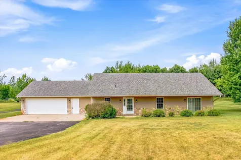 2507 320th Lane NE Cambridge MN 55008