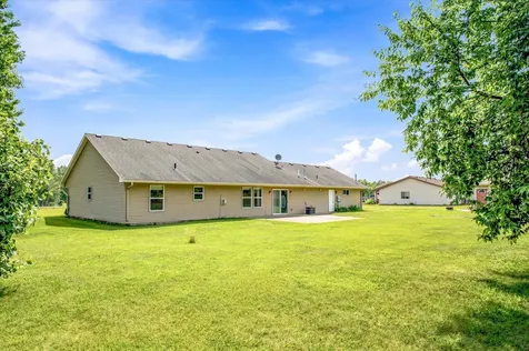 2507 320th Lane NE Cambridge MN 55008