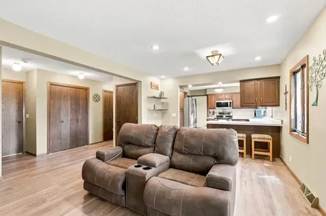 510 Circle Lane Arlington MN 55307