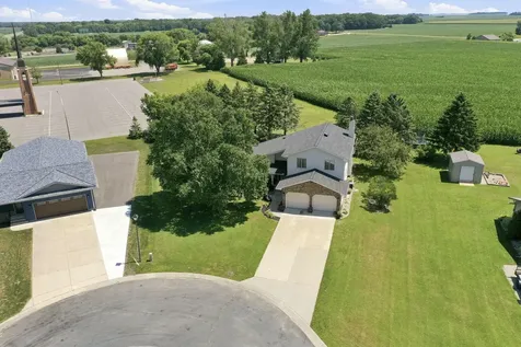 510 Circle Lane Arlington MN 55307