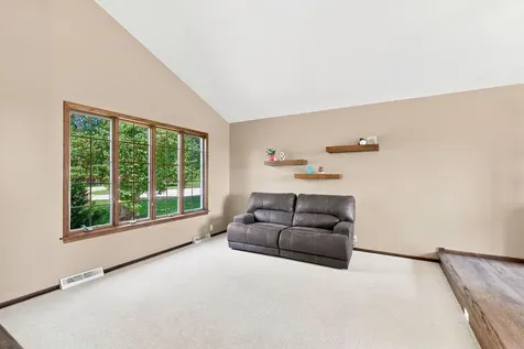 510 Circle Lane Arlington MN 55307