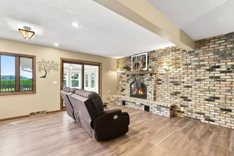 510 Circle Lane Arlington MN 55307