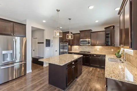 14290 Aldborough Avenue Rosemount MN 55068