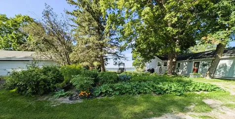 20065 Buckhorn Road NE Hines MN 56647