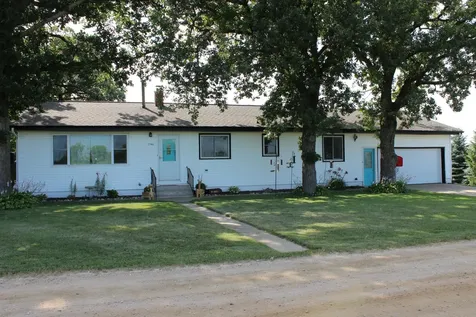 17960 Aaron Heights NW Evansville MN 56326