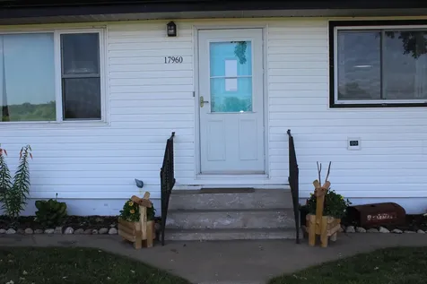 17960 Aaron Heights NW Evansville MN 56326