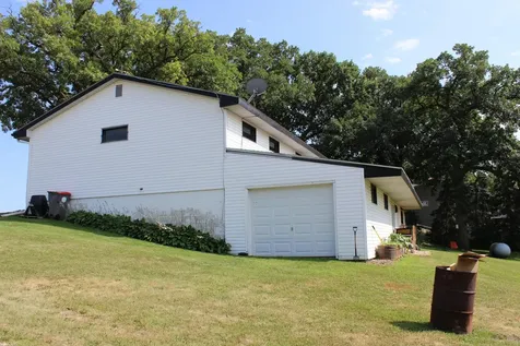 17960 Aaron Heights NW Evansville MN 56326