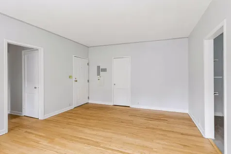 3128 W Bde Maka Ska Boulevard Minneapolis MN 55416