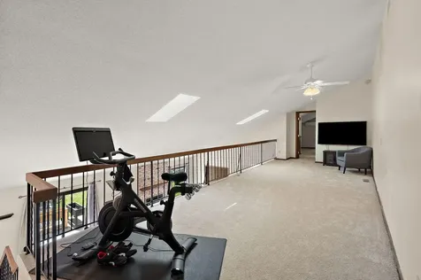7051 Robinwood Trail Woodbury MN 55125