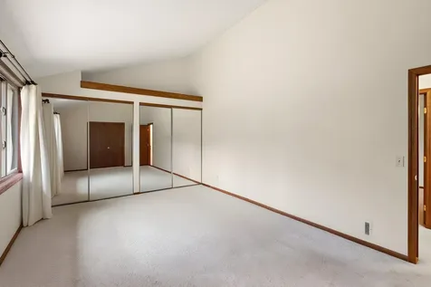 7051 Robinwood Trail Woodbury MN 55125