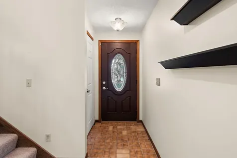 7051 Robinwood Trail Woodbury MN 55125