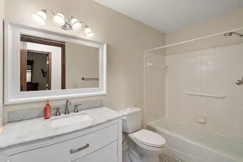 7051 Robinwood Trail Woodbury MN 55125