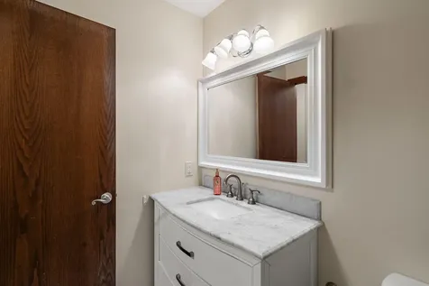 7051 Robinwood Trail Woodbury MN 55125