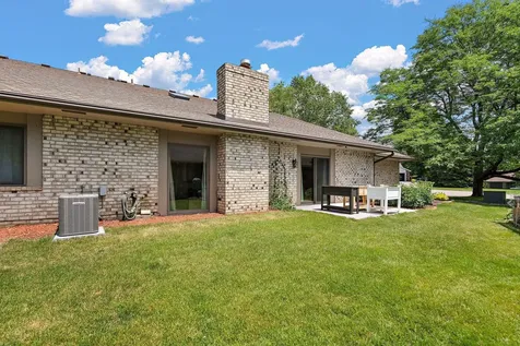 7051 Robinwood Trail Woodbury MN 55125
