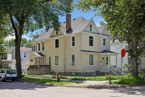 958 26th Avenue NE Minneapolis MN 55418