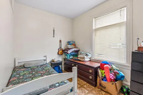 958 26th Avenue NE Minneapolis MN 55418