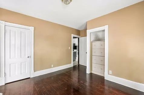 958 26th Avenue NE Minneapolis MN 55418