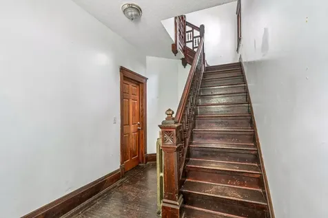 958 26th Avenue NE Minneapolis MN 55418