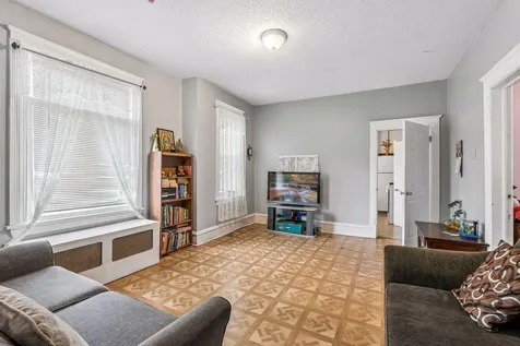 958 26th Avenue NE Minneapolis MN 55418