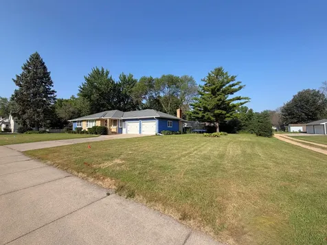 506 1st Avenue SE New Prague MN 56071